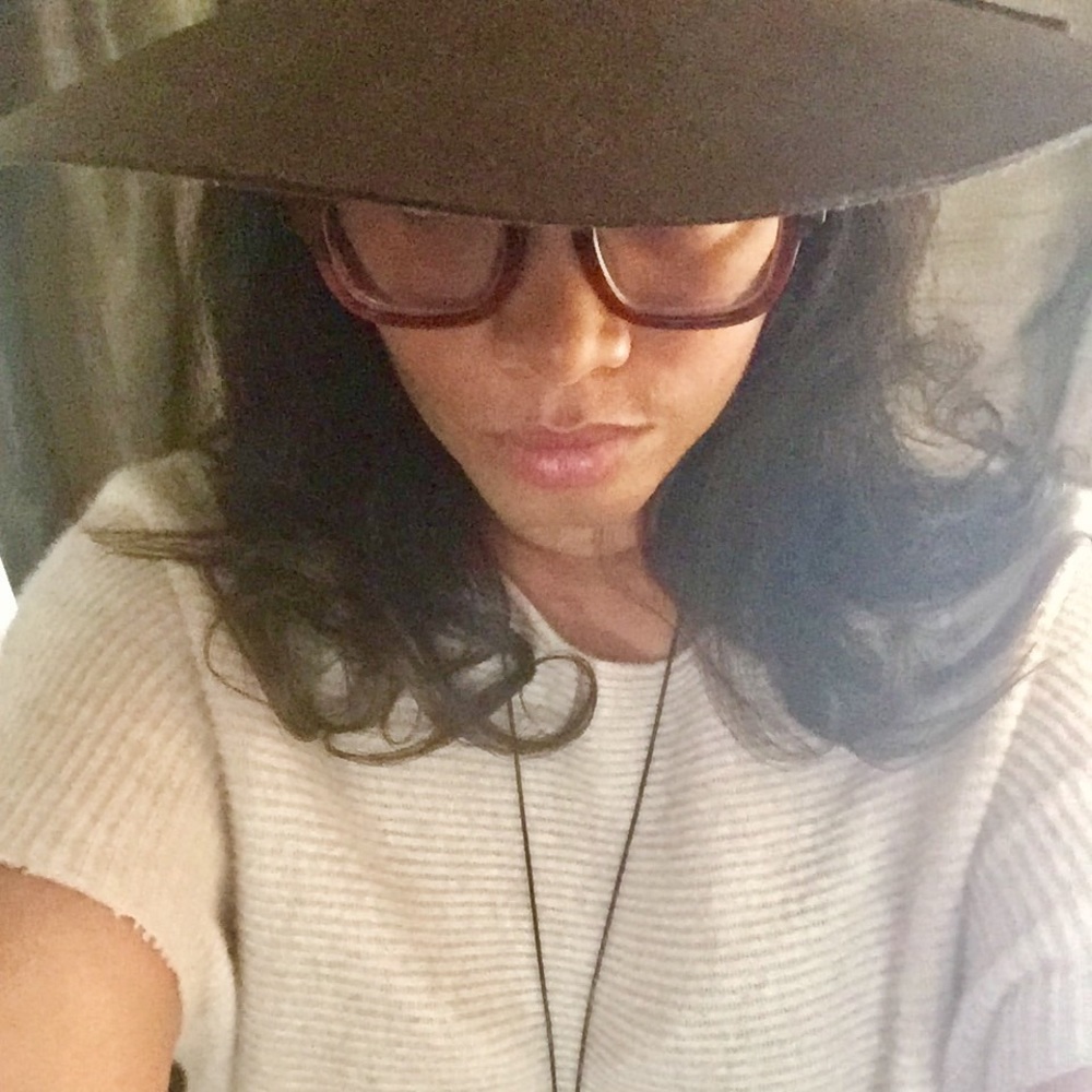 Meet your Posher, Chelsie Venée